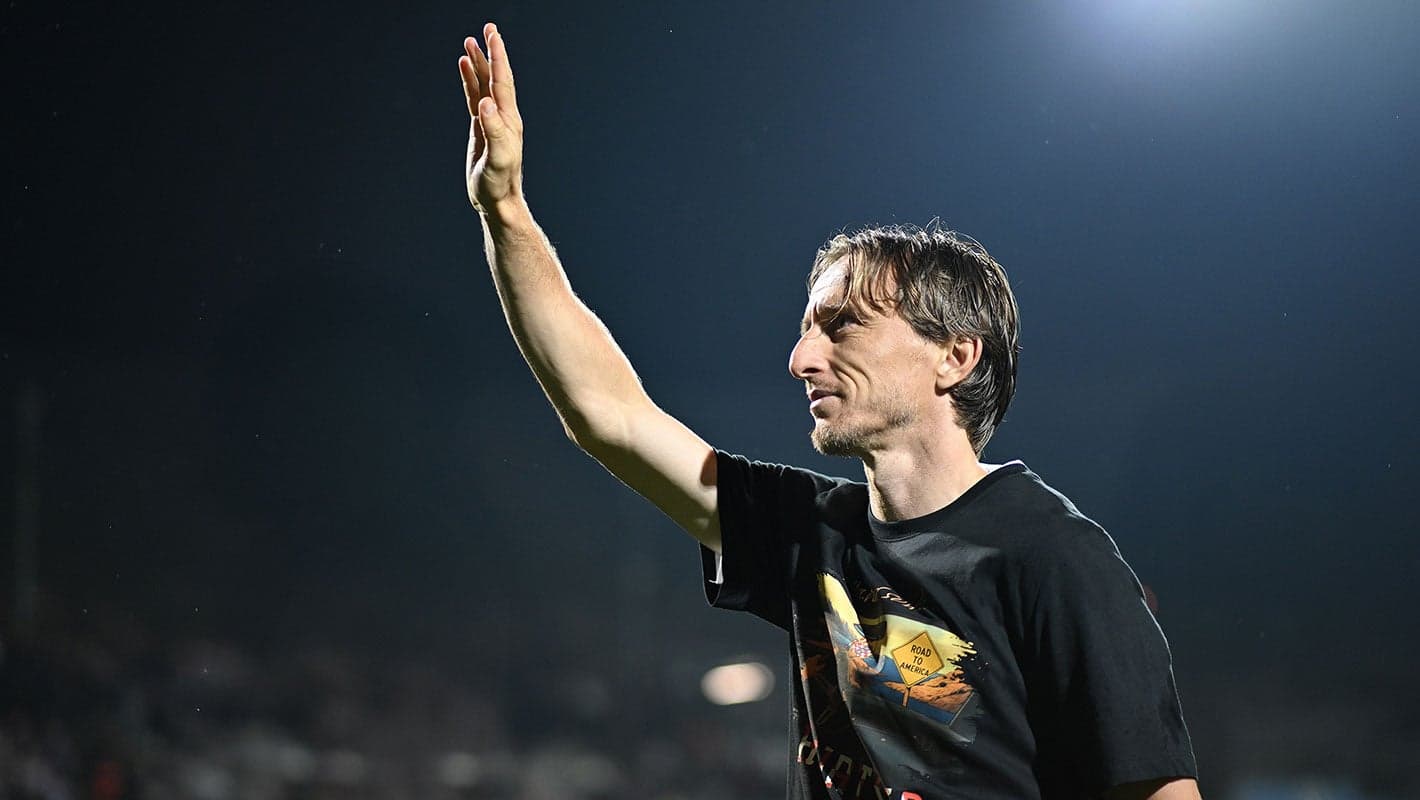 Luka Modrić in azione con la Croazia
