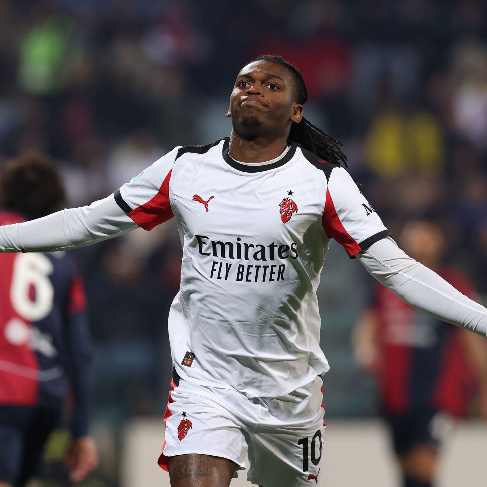 LEÃO RILANCIA IL MILAN: VITTORIA A CAGLIARI