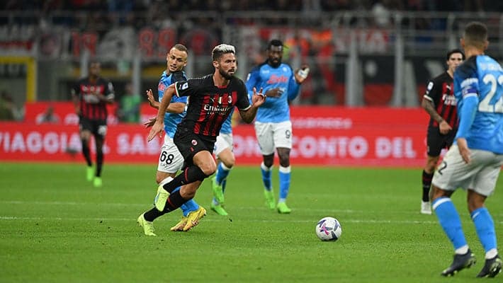 AC MILAN LOSE 2-1 TO NAPOLI AT SAN SIRO