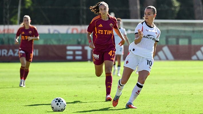 ROSSONERE SCONFITTE NEL FINALE A ROMA: 1-0