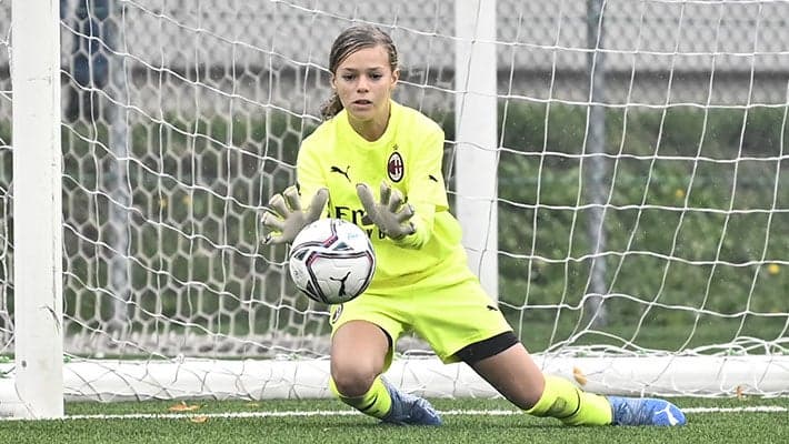 THE RESULTS FROM THE WEEKEND: WOMEN'S U17S SMILE