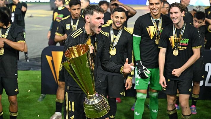 SANTI GIMENEZ TRIONFA IN GOLD CUP CON IL MESSICO
