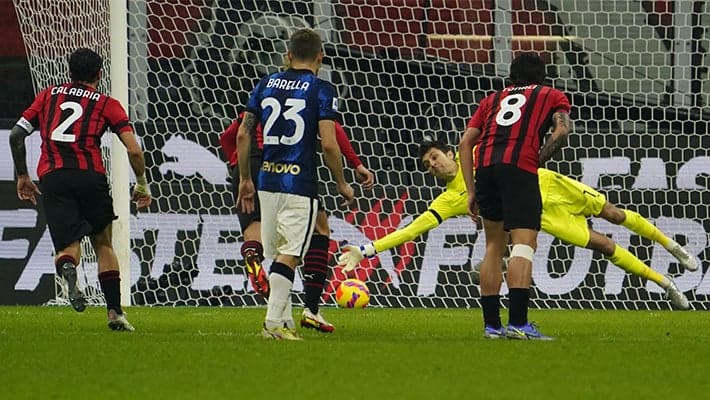 MIGLIOR SALVATAGGIO 2021/22: VINCE TĂTĂRUȘANU