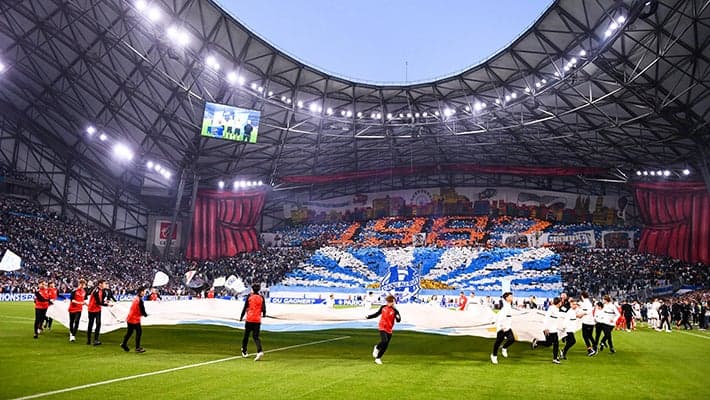 AC MILAN AT THE VÉLODROME