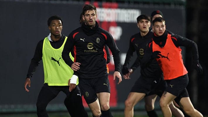 RIPRENDONO GLI ALLENAMENTI A MILANELLO