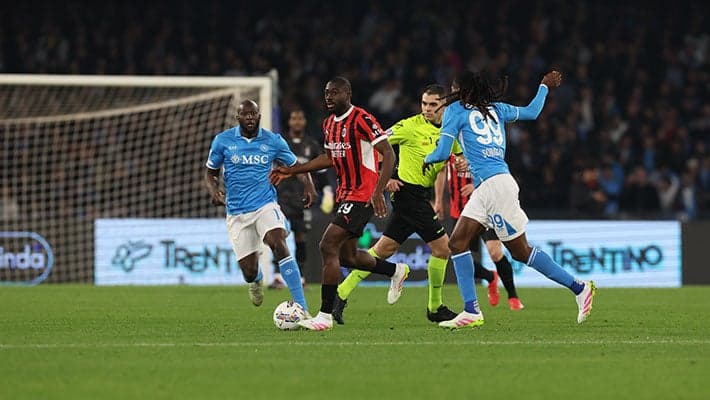 MILAN SCONFITTO A NAPOLI