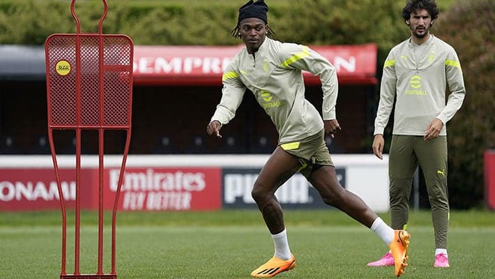 EVERYONE TOGETHER AT MILANELLO