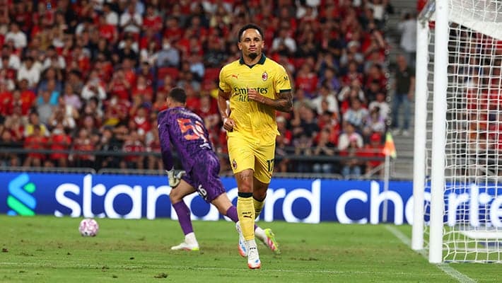 BEL MILAN A HONG KONG: 4-2 SUL LIVERPOOL