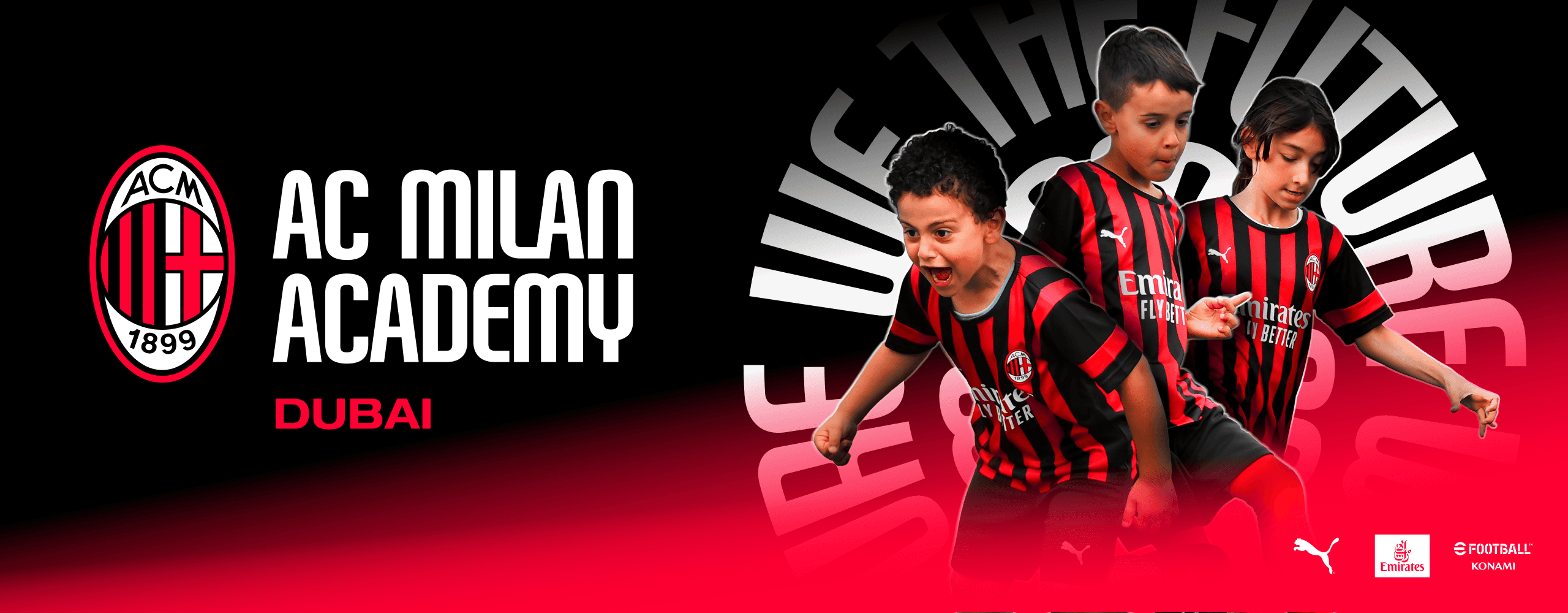 Logo Milan Academy Dubai con accanto bambini che esultano dopo un gol