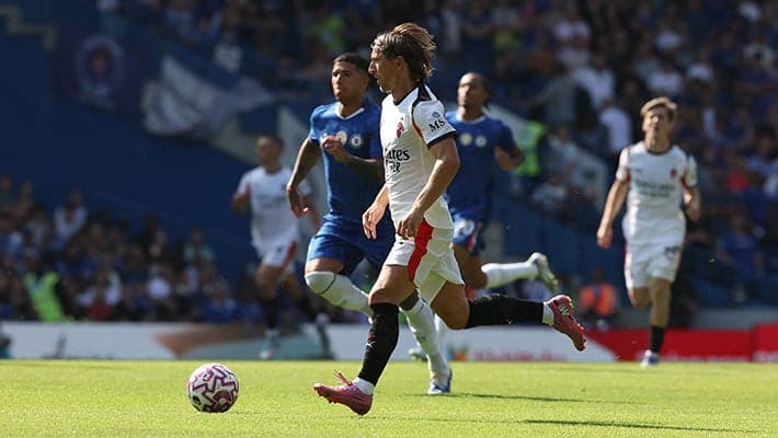 ROSSONERI KO A LONDRA