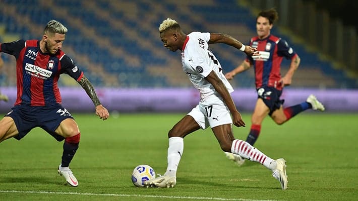 10 FACTS AHEAD OF AC MILAN V CROTONE