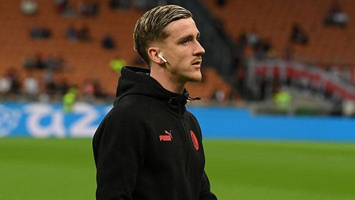 AC MILAN v NAPOLI: THE OFFICIAL LINE-UPS
