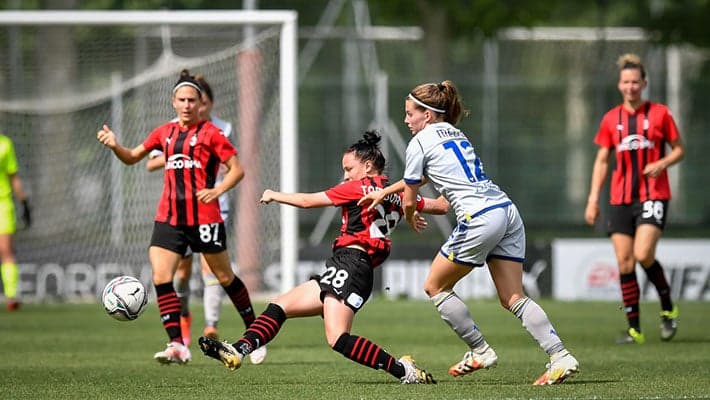 ROSSONERE, IT ENDS WITH A DRAW: 2-2 WITH VERONA