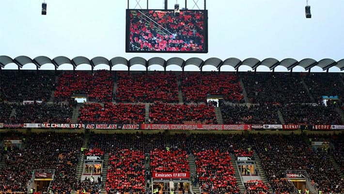 MILAN V BRESCIA: 50,000 ROSSONERI AT SAN SIRO