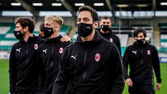 SHAMROCK ROVERS V AC MILAN: OFFICIAL LINE-UPS
