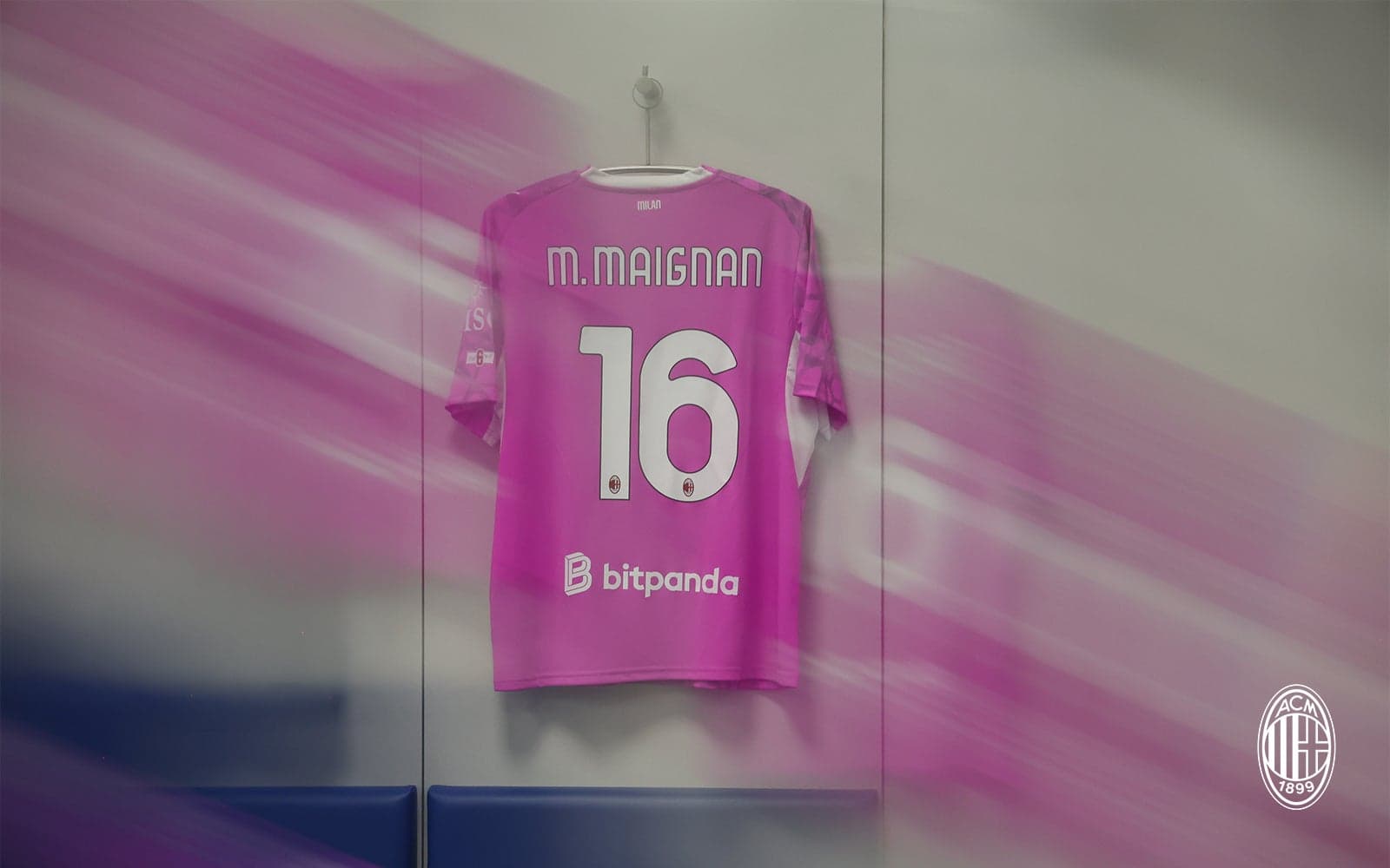 Mike Maignan's jersey in the locker room