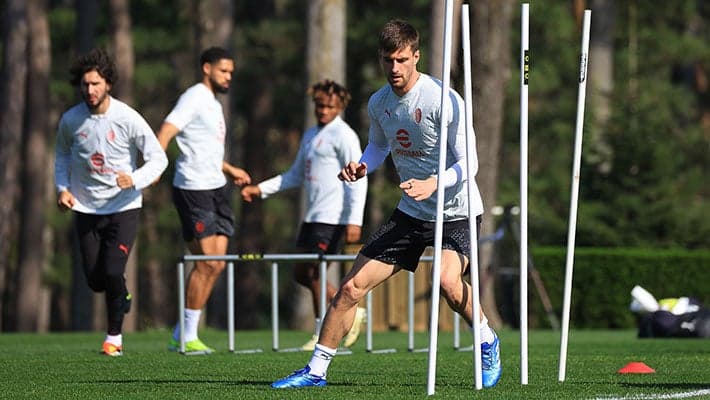 RIPRENDONO GLI ALLENAMENTI A MILANELLO