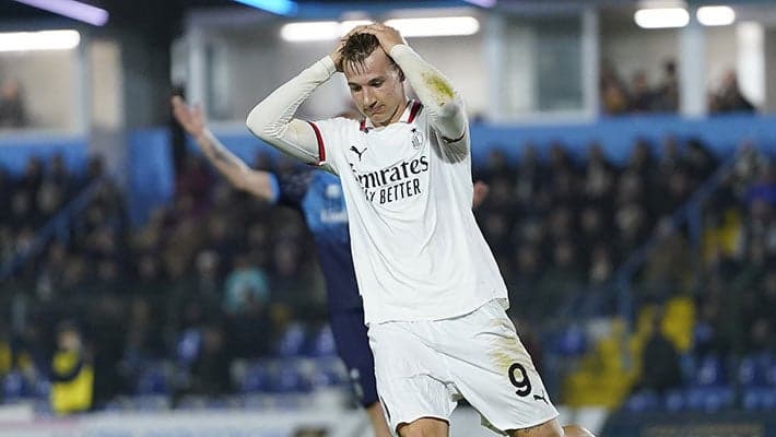 DEFEATED BY PINETO IN THE MIDWEEK CLASH