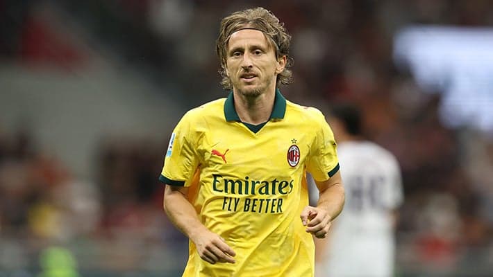 CROATIA WIN, MODRIĆ COMES ON LATE IN THE GAME
