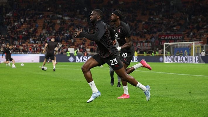 AC MILAN v FIORENTINA: THE OFFICIAL LINE-UPS