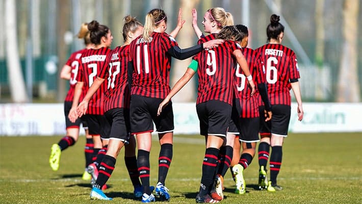 AC MILAN PUT ON A SHOW: 6-3 AGAINST PINK BARI