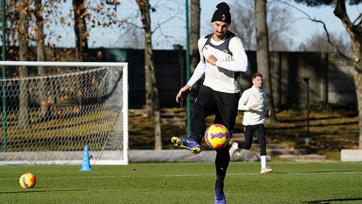 ROSSONERI BACK AT MILANELLO, IN THE GYM AND OUT ON THE PITCH