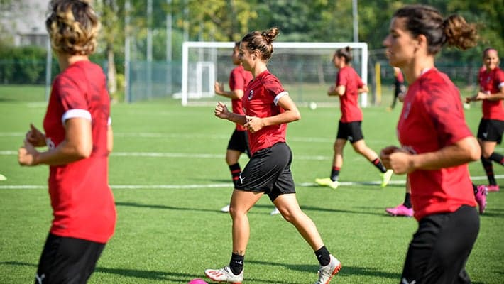 ROSSONERE PRONTE A TORNARE AL LAVORO