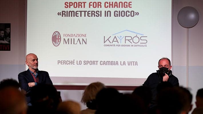 PIOLI MEETS THE YOUNGSTERS FROM THE SPORT FOR CHANGE PROJECT AT KAYRÒS
