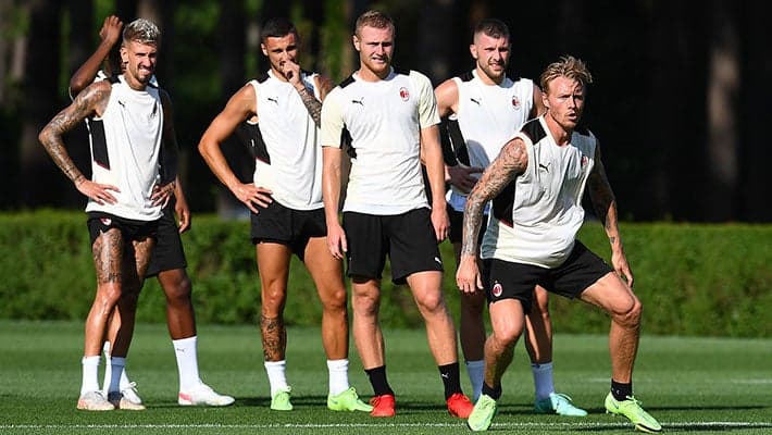 I ROSSONERI TORNANO AL LAVORO