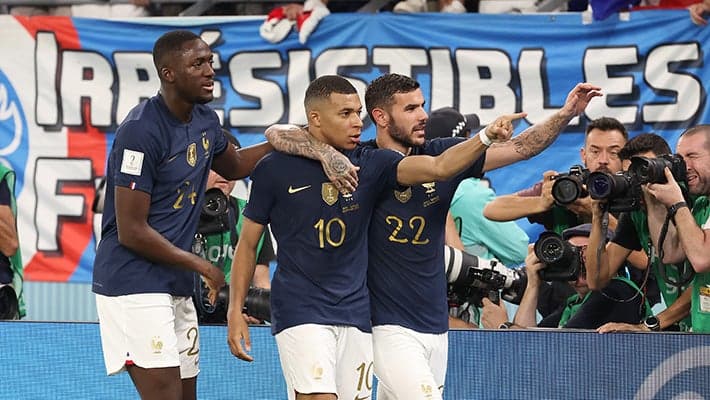 THEO'S ASSIST HELPS FRANCE TO ROUND OF 16