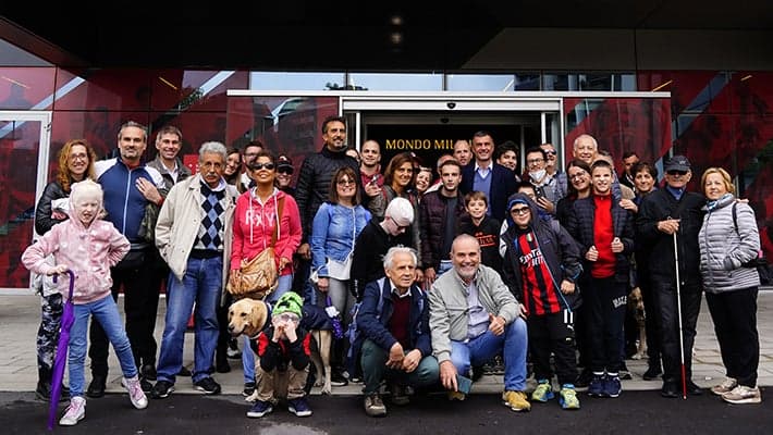 VISITA AL MUSEO MONDO MILAN PER ALCUNI SPECIALI TIFOSI ROSSONERI