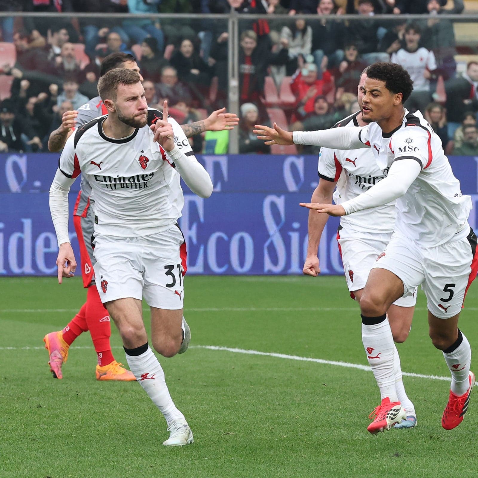 DUE GOL NEL FINALE PER VINCERE A CREMONA: 2-0