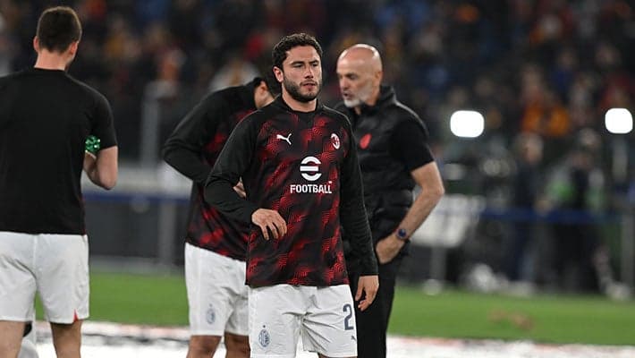 ROMA v AC MILAN: THE OFFICIAL LINE-UPS