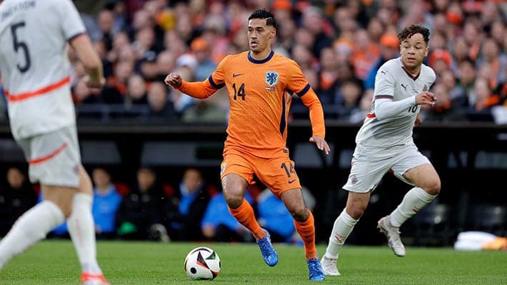 VINCE L'OLANDA DI REIJNDERS, SUCCESSO PER BENNACER