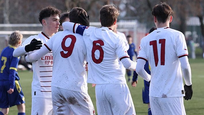 THE WEEKEND'S SCHEDULE: FIVE SUNDAY GAMES