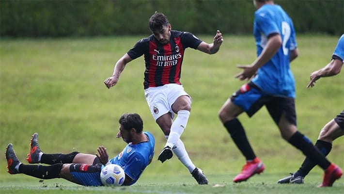 AC MILAN BEAT NOVARA 4-2 IN FRIENDLY
