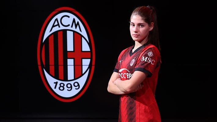 SARA STOKIĆ IN ROSSONERO