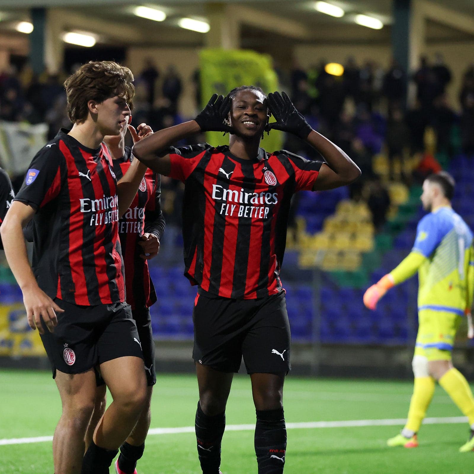 MILAN FUTURO BEAT CHIEVO 3-1 IN VERONA