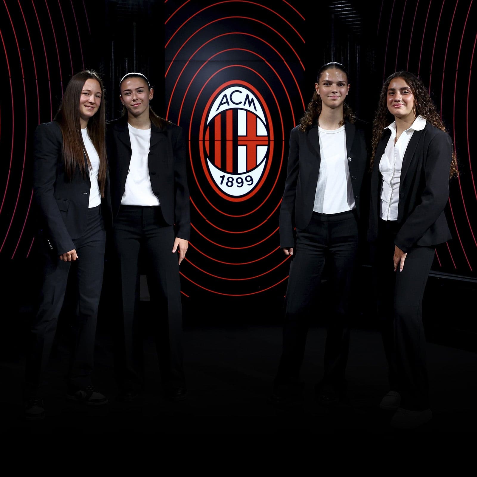 PRIMO CONTRATTO DA PROFESSIONISTE PER QUATTRO CALCIATRICI DELLA PRIMAVERA