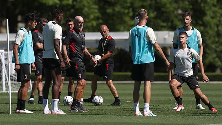 PRIMO ALLENAMENTO DELLA STAGIONE A MILANELLO